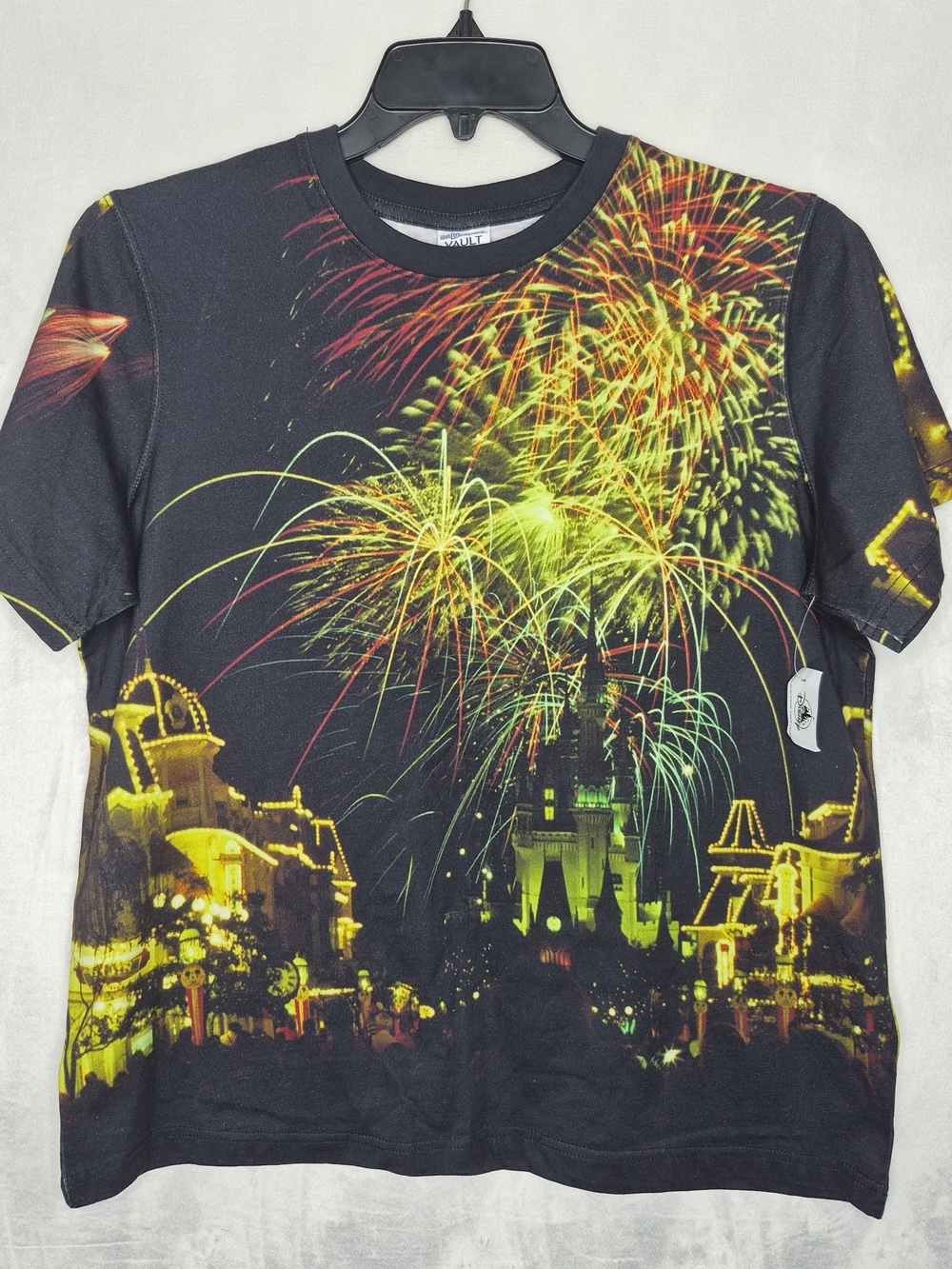 NWT‎ Disney World 50th Anniversary Vault Collection Fireworks AOP T Shirt Mens M